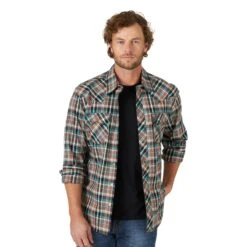 Men's Wrangler Retro Snap Front Shirt #112318773